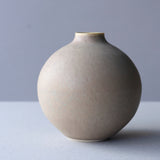 ●21- VA-48 VASE